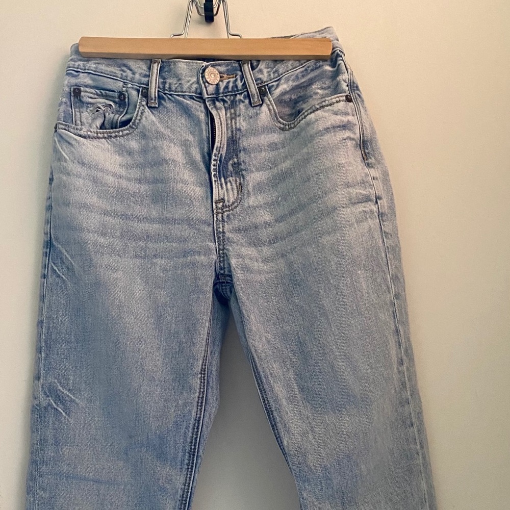 American Eagle jeans “90’s boyfriend jeans”